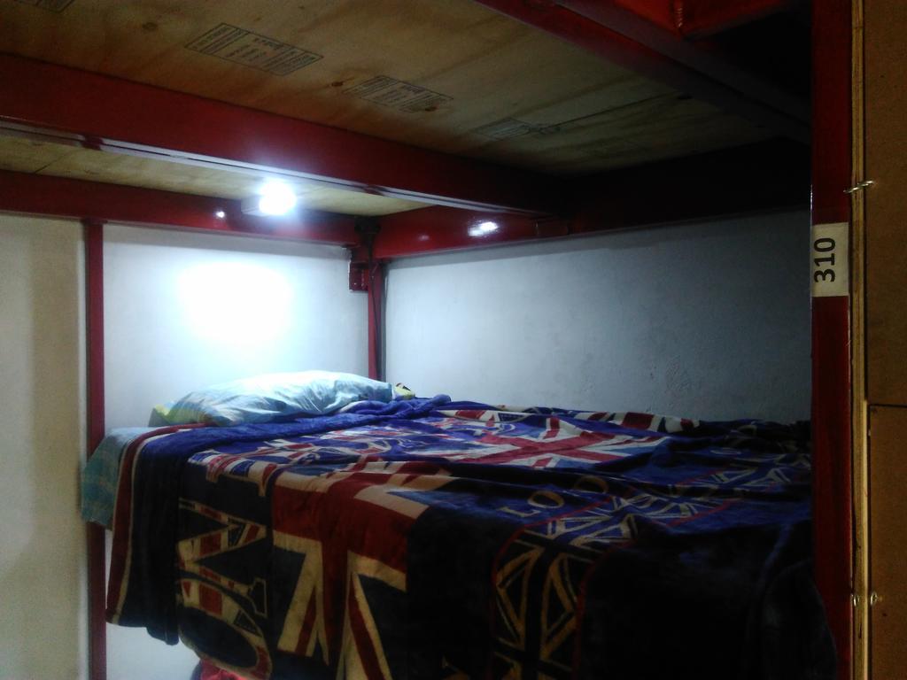 Hostal Avante Toluca Kültér fotó